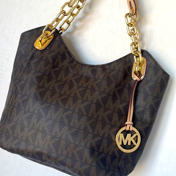 ❌SOLD❌Michael Kors Shoulder Bag. - Picture 4 of 17